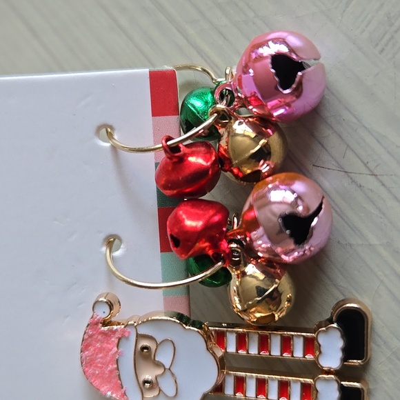 3 PAIRS of MAKE IT MERRY CHRISTMAS EARRINGS - Picture 4 of 10
